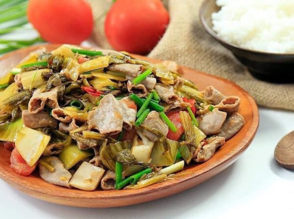 Cách Nấu Lòng Xào Dưa Chua Chỉ Với 30k