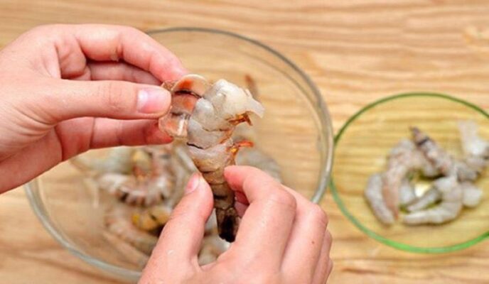 Sơ chế hải sản